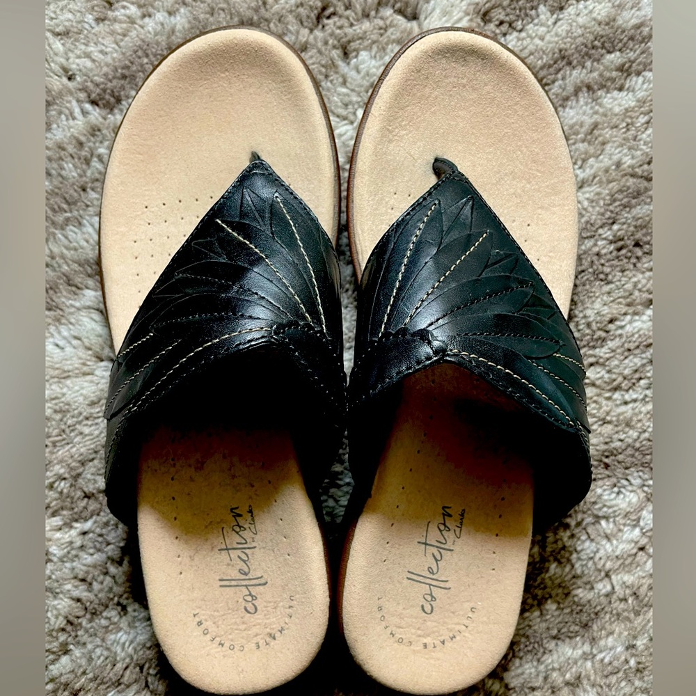 Like new Clark’s collection sandals